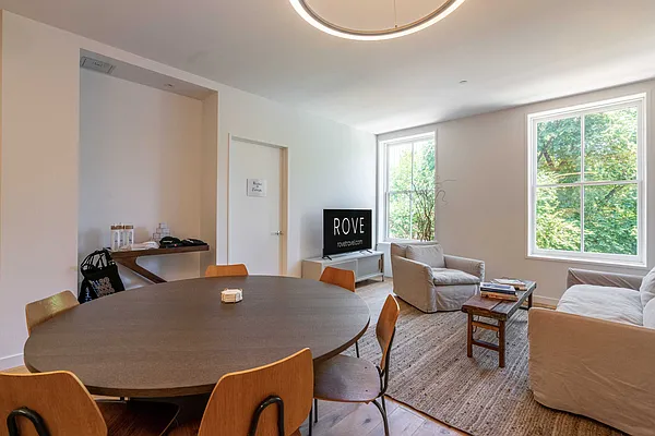 Rented by Rove Travel LLC | media 9