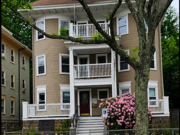 497 Talbot Ave #2, Dorchester Center, MA 02124