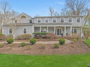 57 Valley View Ter, Montvale, NJ 07645