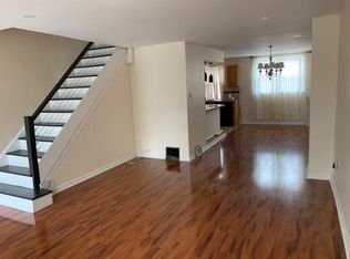 6605 Eastwood St, Philadelphia, PA 19149