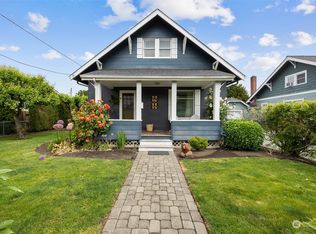 1211 8th Ave NW, Puyallup, WA