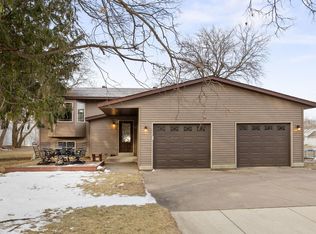 34 Linden Ave S, Maple Lake, MN 55358