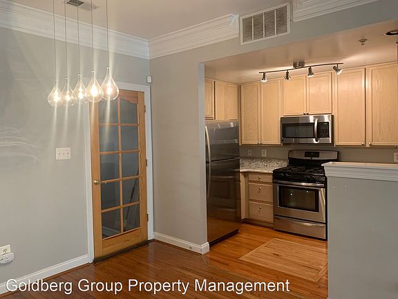 4th image of 258 Fountain Green Ln Unit 100