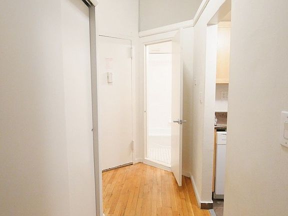 4th image of 425 E 77th St APT C