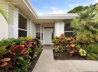 1092 Bedford Avenue, Palm Beach Gardens, FL 33403
