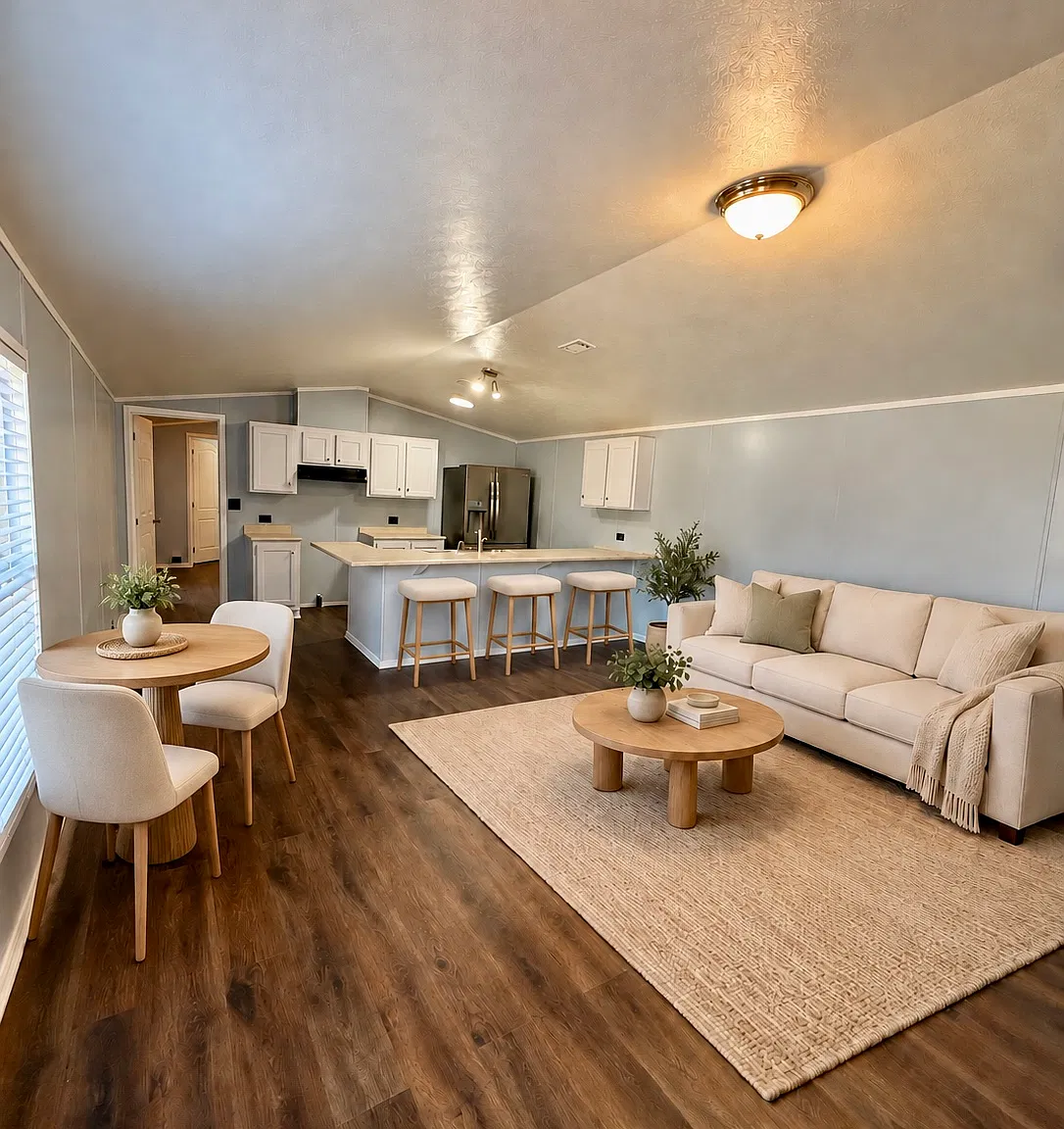 3 bed, 1216 sqft, $1,599 — Photo 1