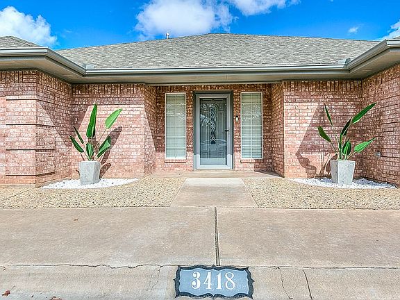 2nd image of 3418 Sequoia Cir