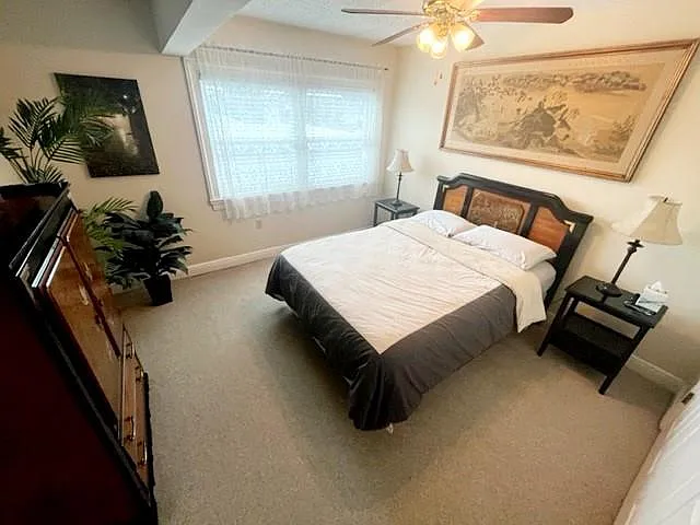 2 bed, 2.5 bath, 2000 sqft, $3,200 — Photo 4