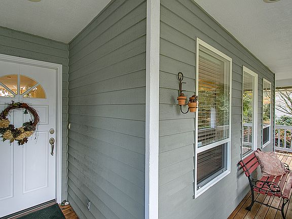 2nd image of 7528 130th Ave NE