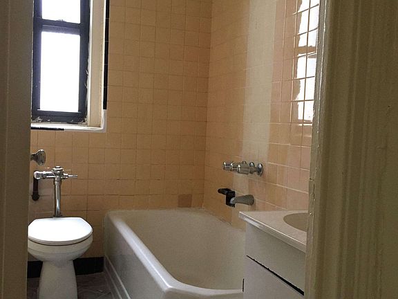 5th image of 120 W 138th St APT 5D