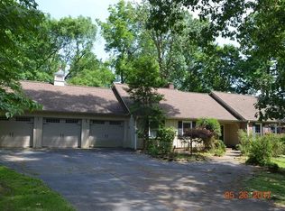 465 Seven Springs Rd, Clarksville, TN 37043