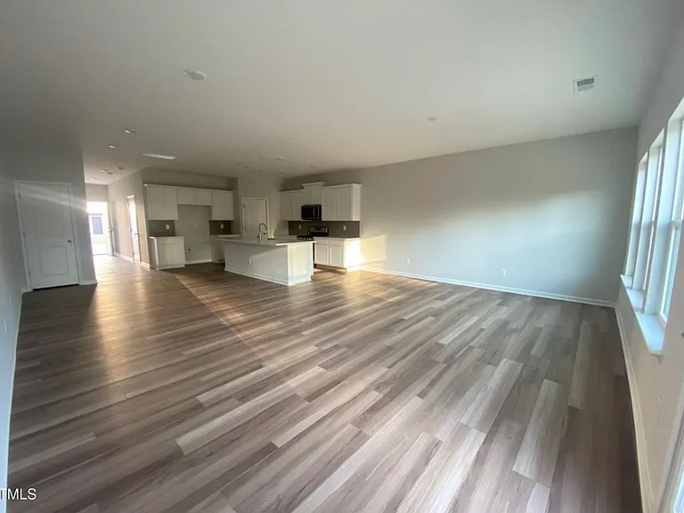 5002 Cambrey Dr — Photo 4