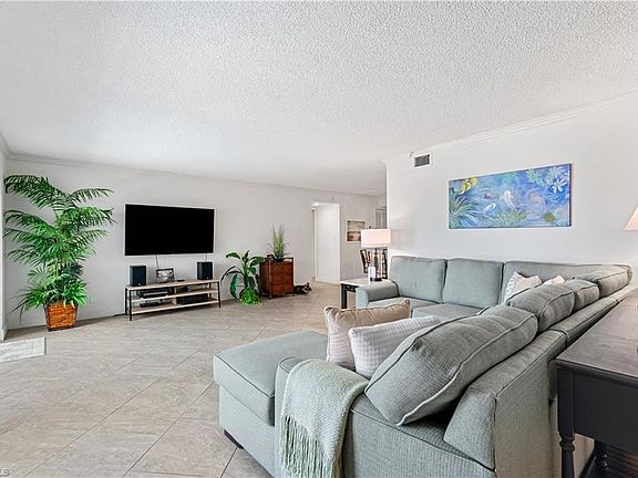 3rd image of 3399 Gulf Shore Blvd N APT 309