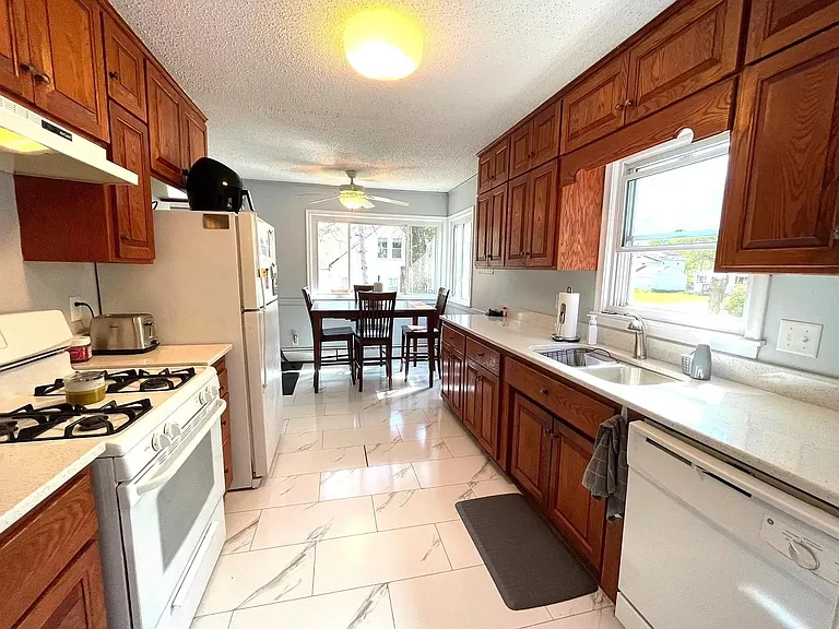 1732 Highway 96 E #2 — Photo 8