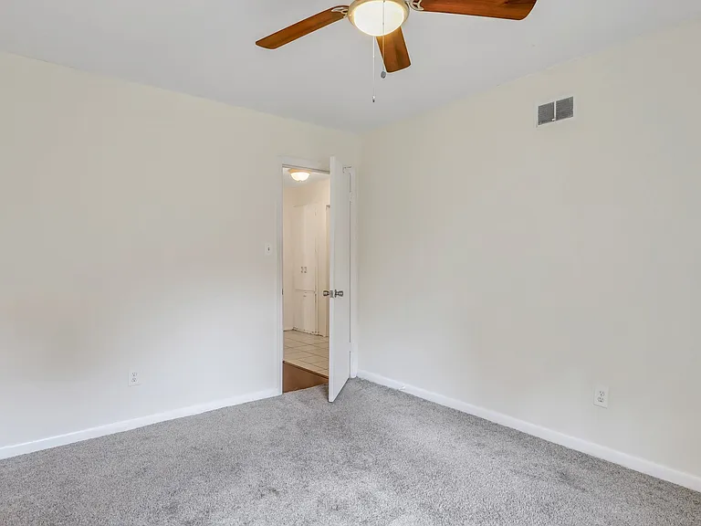 12473 Northwood Rd — Photo 24