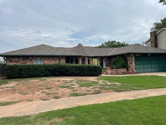 3rd image of 1703 Northcrest Dr