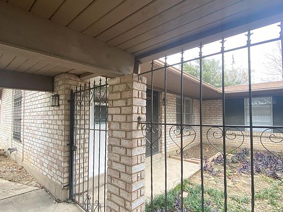 Gated Courtyard Front Entrance