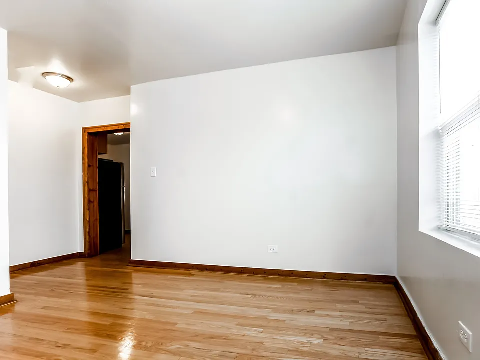 6000-04 S Troy St #3141-45