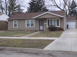 4430 Fishermans Ter, Lyons, IL