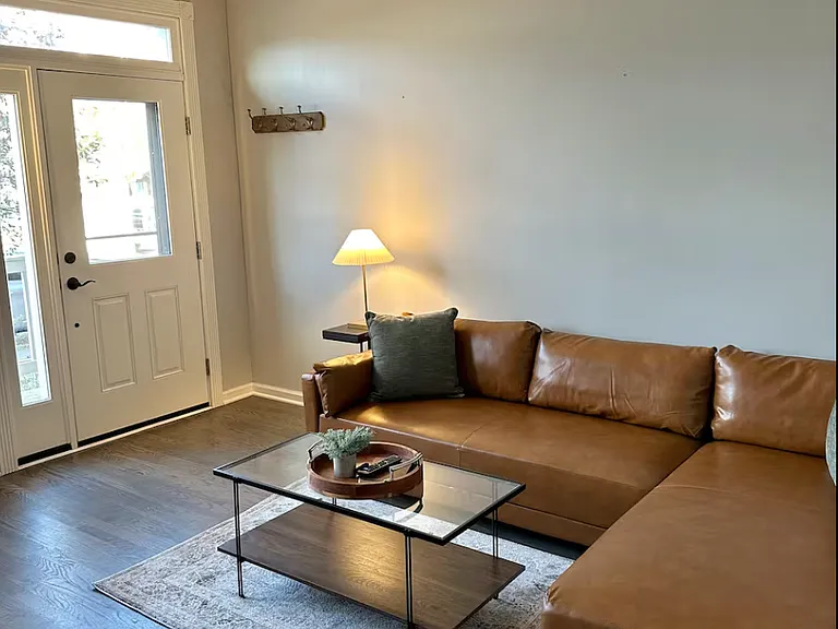 11 W Starr Ave — Photo 3