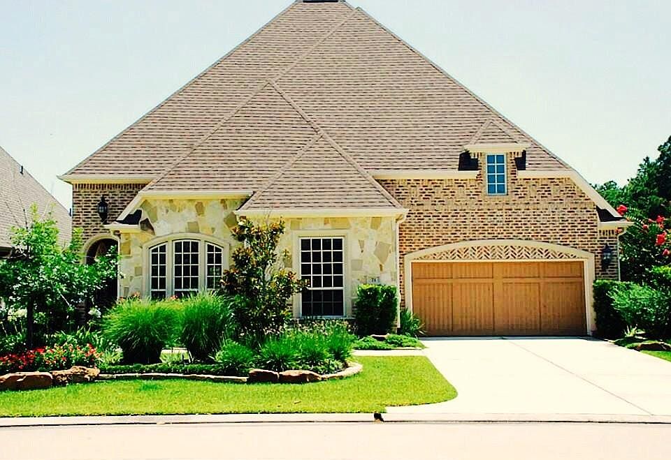2nd image of 71 Wood Manor Pl