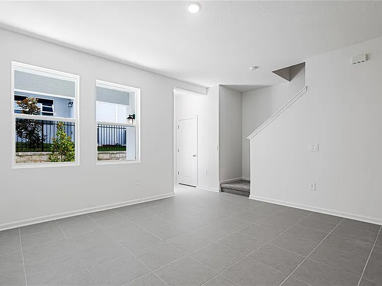 3119 Kurtz Ter — Photo 5