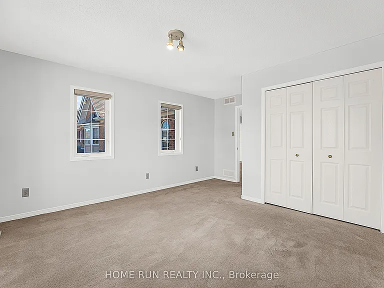 5 Cheltonia Way — Photo 37