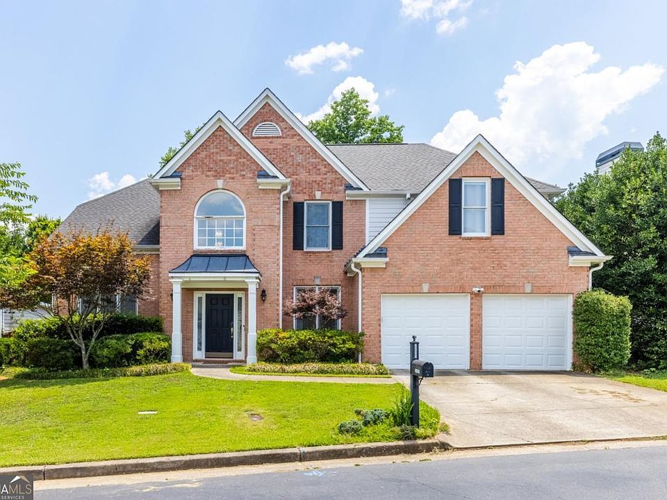1st image of 2631 E Madison Dr