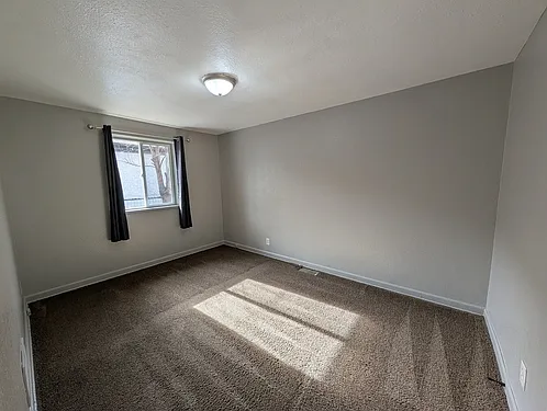 1310 N Moline St — Photo 11