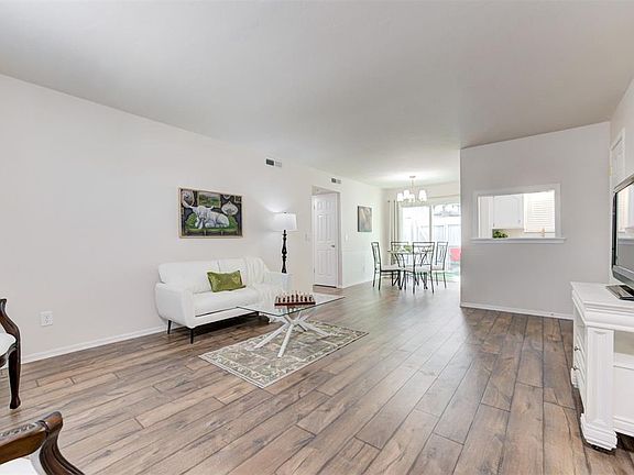 5th image of 11415 N May Ave APT A