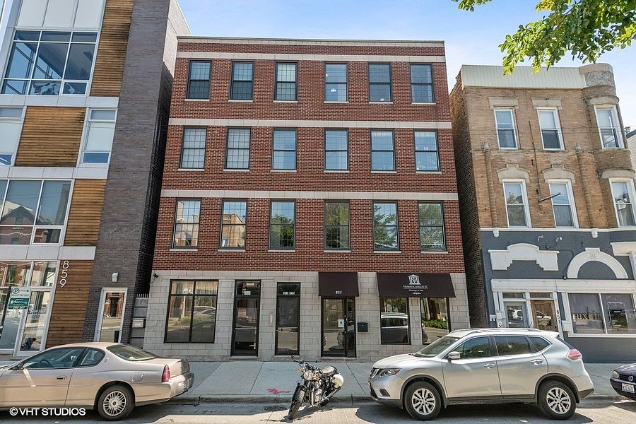 1st image of 853 N Ashland Ave APT 4S