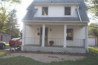 1st image of 844 Willard Ave NE