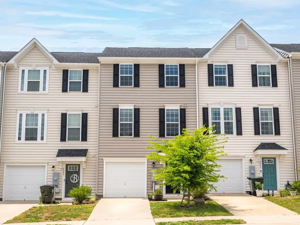 2084 Elm Tree Ct, Charlottesville, VA 22911