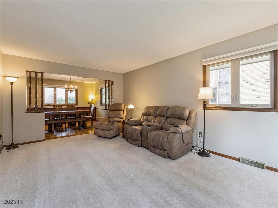 6507 Northwest Dr, Windsor Heights, IA 50324 | Zillow