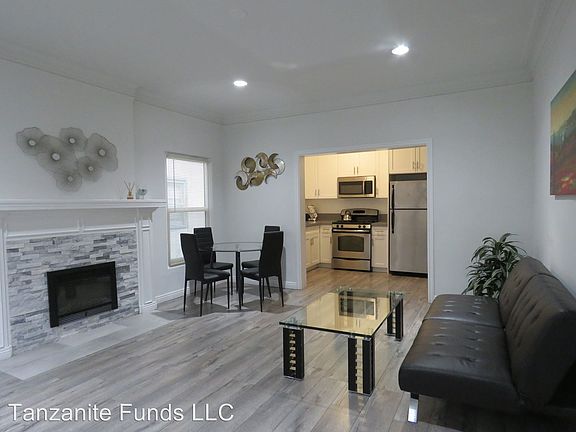 5th image of 244 S Alexandria Ave APT D