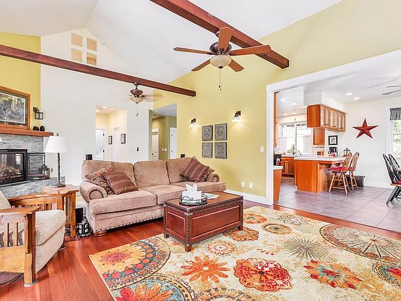 3rd image of 5030 Treemont Dr