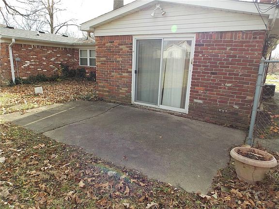 5th image of 8530 Maurice Dr