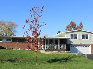 1921 E Mile Rd, Springfield, OH 45503