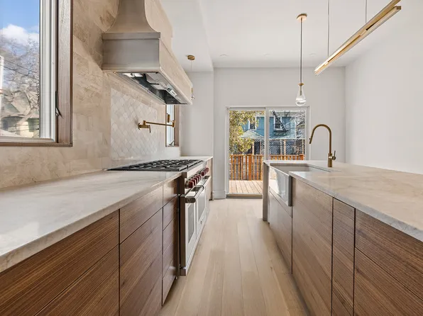 467 Stratford Road image 8 of 20