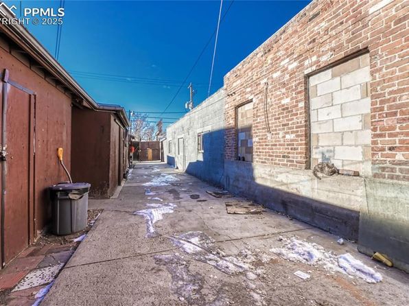 denver-colorado-444454095 picture