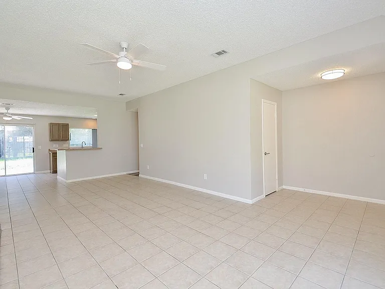 22630 Powell House Ln — Photo 9