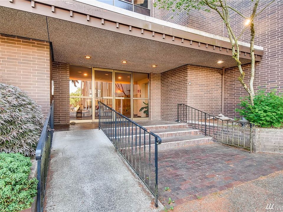 1st image of 5915 Highway Pl APT 304