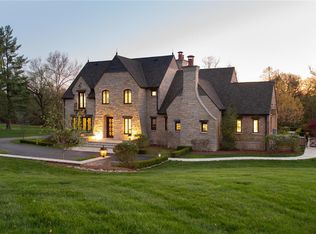 44 Overhills Dr, Saint Louis, MO 63124