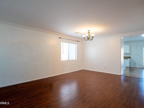 3rd image of 11570 W SCHLEIFER Drive