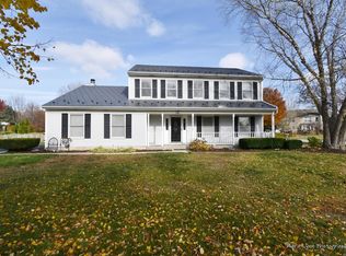 2501 Oak Trails Dr, Aurora, IL 60506