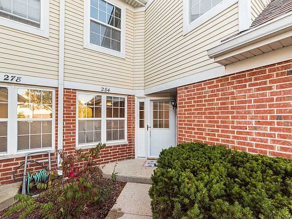 2nd image of 284 Ashbury Ln E