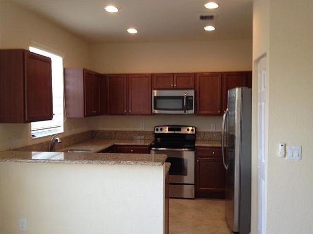 2nd image of 11273 NW 87th St