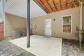 2550 Sibley Dr — Photo 34