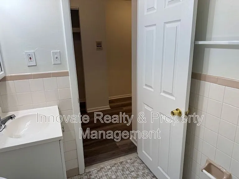 29 E Logan Ave #2 — Photo 6
