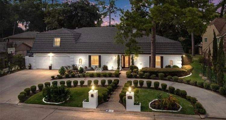 1st image of 6015 Pebble Beach Dr